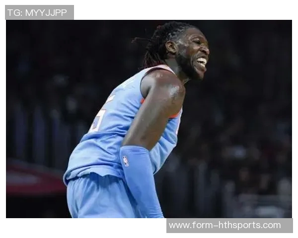 梅里尔外线火力全开10投7中砍下20分5篮板三分球9投6中表现惊艳