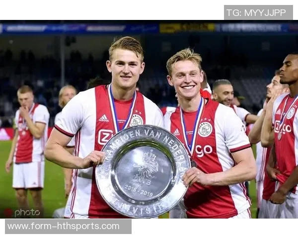 德天空报道多家德国豪门关注柏林赫塔年轻中卫盖赫特转会动态 德天空报道多家德国豪门关注柏林赫塔年轻中卫盖赫特转会动态