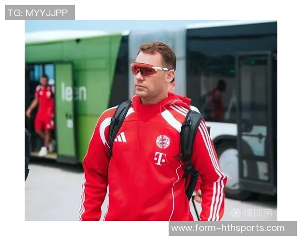 诺伊尔缺席拜仁训练引发关注俱乐部期待他能及时复出参加周末比赛